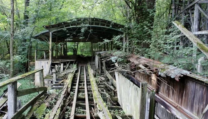 abandoned chippewa lake park