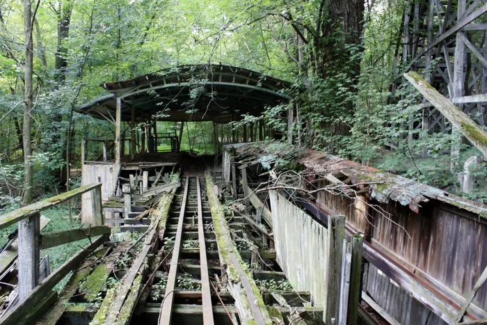 abandoned chippewa lake park
